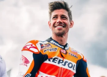Casey Stoner critica as regras de 2027 no MotoGP: “Estamos a seguir na direção errada!”