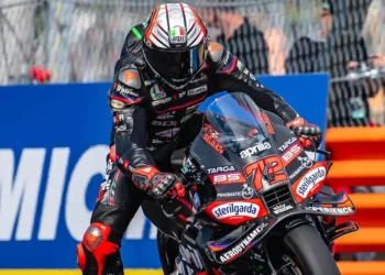 Marco Bezzecchi aproxima-se de Francesco Bagnaia enquanto a luta pelo título de MotoGP aquece!