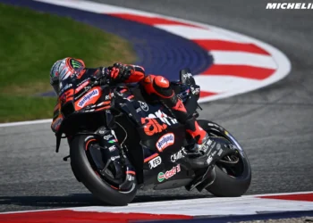 Marco Bezzecchi pronto para destronar Marc Márquez no emocionante duelo de Balaton Park