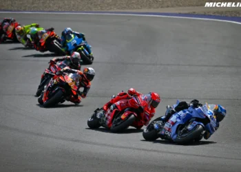 Álex Márquez: A Aprender com o Melhor no MotoGP e a Rumar a Novos Voos