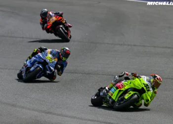 Falha de Motor Dramática Atinge a Ducati GP25 Enquanto Piloto a Declara a Melhor MotoGP de Sempre!