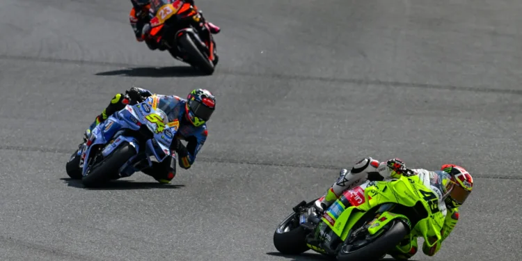 Falha de Motor Dramática Atinge a Ducati GP25 Enquanto Piloto a Declara a Melhor MotoGP de Sempre!