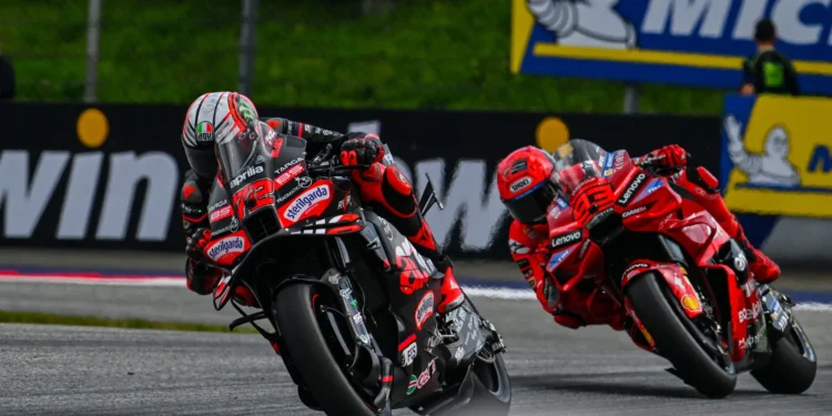 O Duro Revés de Bezzecchi: Como um “Pequeno Problema” o Impediu de Vencer no Grande Prémio da Áustria