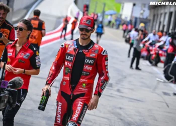 As Lutas Dilacerantes de Pecco Bagnaia no MotoGP: Estará o Seu Sonho de Campeonato a Desmoronar?