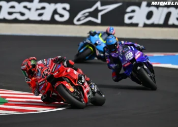 Miguel Oliveira sobre Pecco: “Ia atrás a pensar, vá lá pá, larga os travões e vira”