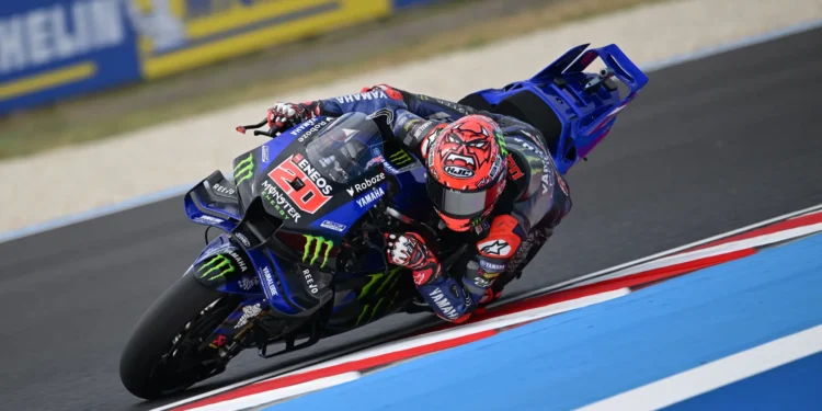 Quartararo enfrenta adversidades e penalizações na difícil corrida do MotoGP da Hungria – um desfecho frustrante!