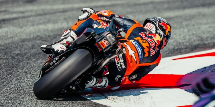 A emocionante batalha de Pedro Acosta no MotoGP: de quase desastre a um quarto lugar na Áustria!