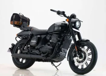 Yezdi Roadster 2025: a herança de um mito indiano renascido