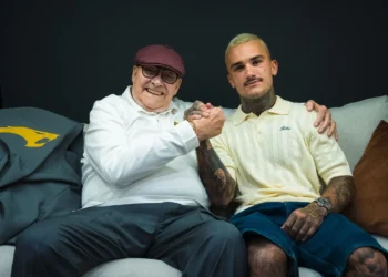 Aron Canet Junta-se à Elite da ELF Marc VDS Racing Team num Acordo Revolucionário de Vários Anos no Moto2!