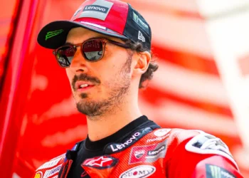 A queda dolorosa de Bagnaia da glória no MotoGP: poderá ele renascer antes que seja tarde demais?