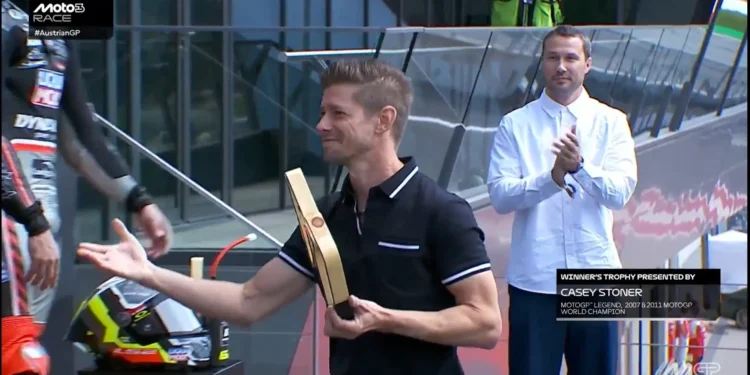 Casey Stoner Lança a Bomba: “Este Márquez é Imbatível!”