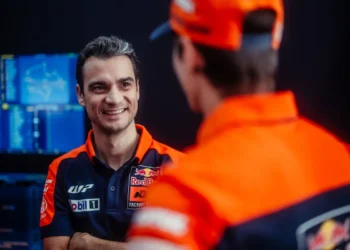 Marc Márquez domina no GP da Hungria: Dani Pedrosa revela os segredos por detrás da performance imparável!