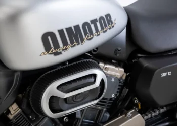 Ao detalhe: Conheça a SRV 12, a nova 125 cc V-Twin da QJ Motor