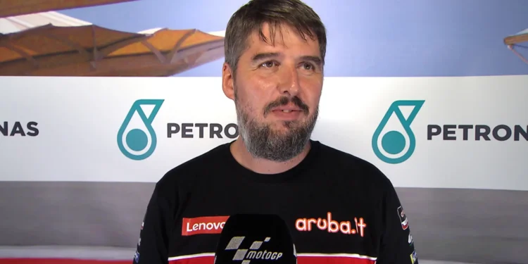 A saída dramática de Giulio Nava da Ducati: Yamaha espera enquanto o Mundial de Superbike sofre uma mudança drástica!