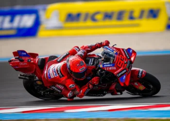 Bagnaia sobre Marc: “É o único a usar o potencial desta moto”