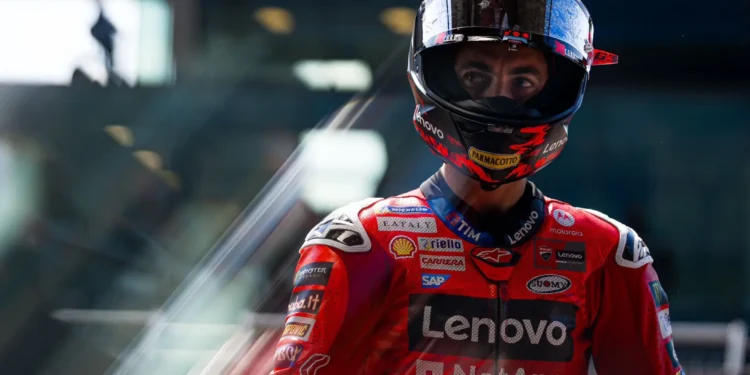 Bagnaia perde a calma: “Estou a perder a paciência, a Ducati tem de explicar!”