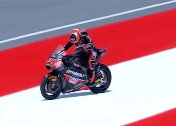 O Sonho do MotoGP de Manuel Gonzalez preso por um Fio: Será o Rival a Decidir o Seu Futuro?