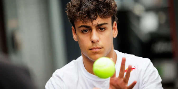 Estrela da Red Bull F1 Revela o Seu Favorito no MotoGP – E Não Vai Acreditar em Quem É!