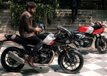 Triumph lança a nova Thruxton 400: A café racer mais rápida da gama 400cc