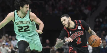 Chicago Bulls face stormy crossroads as front office’s quiet summer leaves fans questioning their future plans