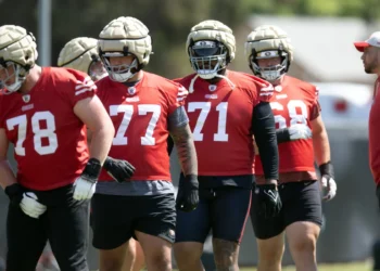 Trent Williams defies age with unmatched resolve, ready to reignite the 49ers’ offensive firepower
