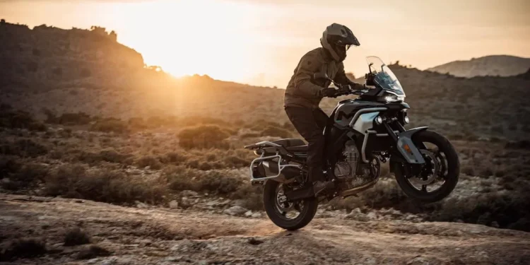 CFMoto reforça presença global e aposta em inovação própria no sector das duas rodas