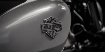 Jochen Zeitz unveils Harley-Davidson’s bold revolution with the Sprint, igniting entry-level motorcycle dreams