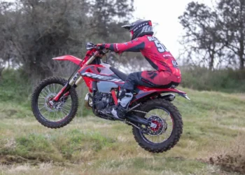 RIEJU MR PRO 300i MY26: engenharia espanhola para o Hard Enduro moderno