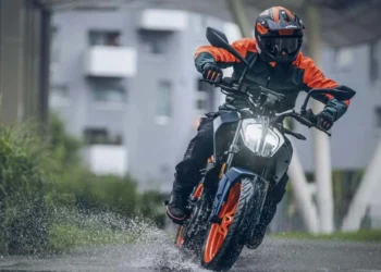 KTM 160 Duke: a naked que pode redefinir as motos de iniciação
