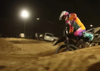 Leatt 5.5 Moto: leveza e performance para 2026