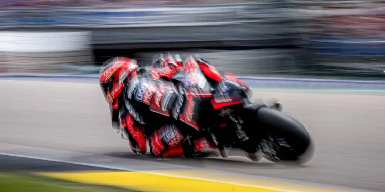 Manuel Gonzalez quebra recordes num emocionante FP1 de Moto2 em Balaton Park, Hungria!