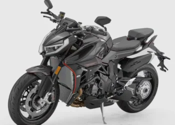 QJMotor’s SRK 921 scars the road with 127 hp and daring design that echoes MV Agusta’s legacy