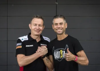 Álvaro Bautista junta-se à Barni Spark Racing Team: uma nova era para o Campeão do Mundo de Superbike!