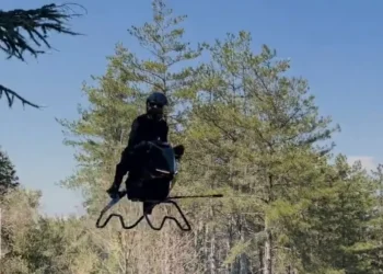 Vídeo: Conheça a Airbike, da Volonaut, a primeira moto a voar… literalmente!