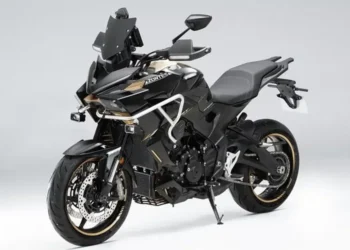 Zontes prepara lançamento da 703 T: nova trail asfáltica com motor tricilíndrico