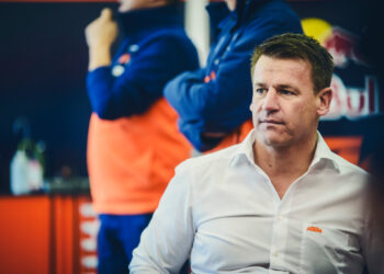 KTM quebra o silêncio sobre rumores de compra da Tech3: o que precisa de saber!