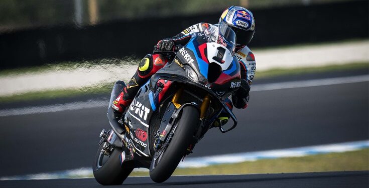 Toprak Razgatlioglu imparável em Magny-Cours: quarta vitória consecutiva no WorldSBK e recordes destruídos!