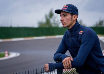 O Sonho de Toprak Razgatlioglu na Yamaha MotoGP Pende Por Um Fio face à Turbulência da Equipa!