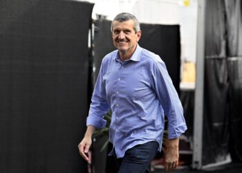 Guenther Steiner assume a ousada aquisição da Tech3 no MotoGP: aviso da Dorna – “Não estragues tudo”