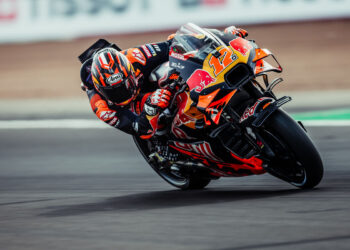 Maverick Viñales: A Lutar Contra a Dor e a Ultrapassar Limites no Seu Regresso