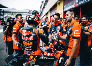 Maverick Viñales regressa em Barcelona: conseguirá superar a lesão?