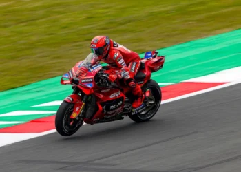 O Regresso Épico de Marc Márquez: Carmelo Ezpeleta Declara-o “Um dos Maiores Atletas da História”!