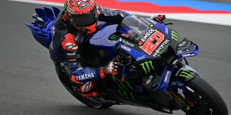 Aposta Arriscada da Yamaha: Estará o Futuro de Quartararo em Risco no Meio das Dificuldades com o V4?