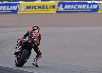 Pedro Acosta quebra o silêncio sobre a rivalidade com Fermín Aldeguer: quem é o verdadeiro campeão?