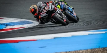 Aron Canet quebra recordes nos treinos emocionantes de Moto2 na Catalunha, Alonso enfrenta batalha no Q1!