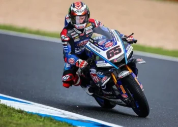 Johnny Rea despede-se: Yamaha prepara a sucessão no Superbike com Oncu e Oliveira em destaque