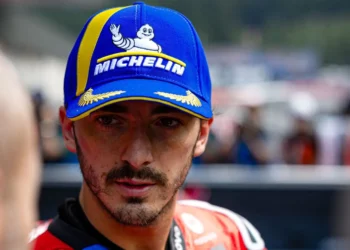 Stoner prevê reviravolta dramática para Bagnaia: a arma secreta por trás do seu renascimento em MotoGP!