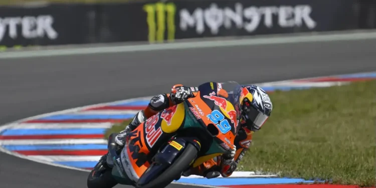 José Antonio Rueda impõe-se em Misano: Lidera FP1 de Moto3 e procura vingança da derrota da Catalunha