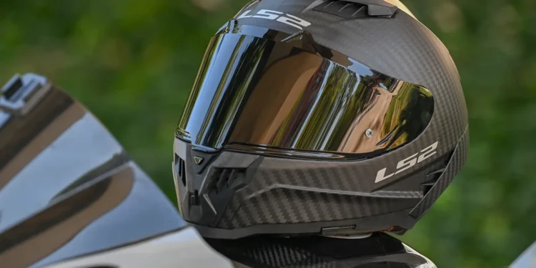 FF807 Dragon: O novo capacete verdadeiramente mítico da LS2