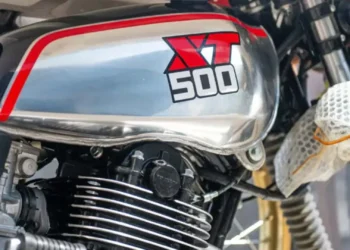 Yamaha XT 500 de 1988 encontrada intacta na sua caixa original vai a leilão